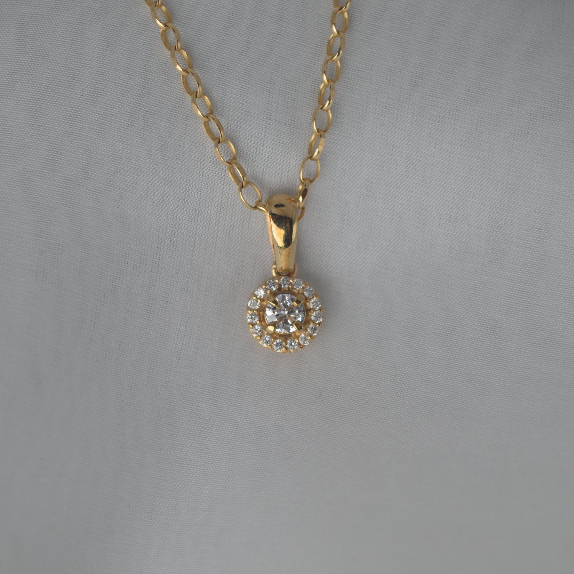 Petite Halo Pendant